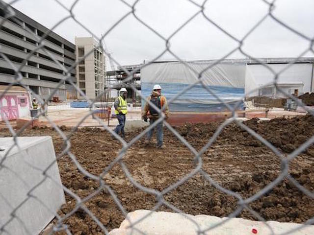 'Gross mismanagement' added hundreds of millions to cost of VA hospital
