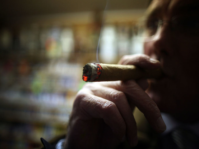Cuban cigar, rum restrictions lifted by Obama