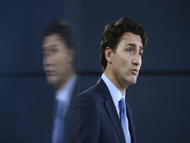 Canada PM approves controversial pipeline to Pacific Coast