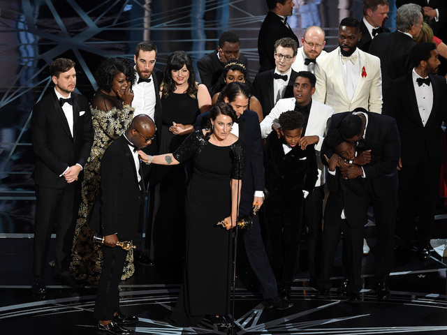'Moonlight' wins best picture at 89th Oscars; here's the full list of winners