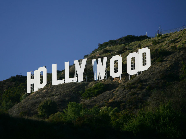 Hollywood writers reach deal with studios